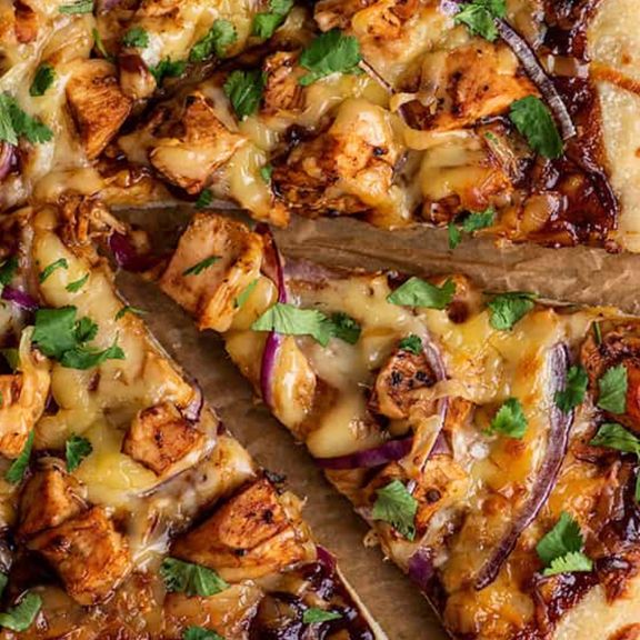 BBQ chicken pizza